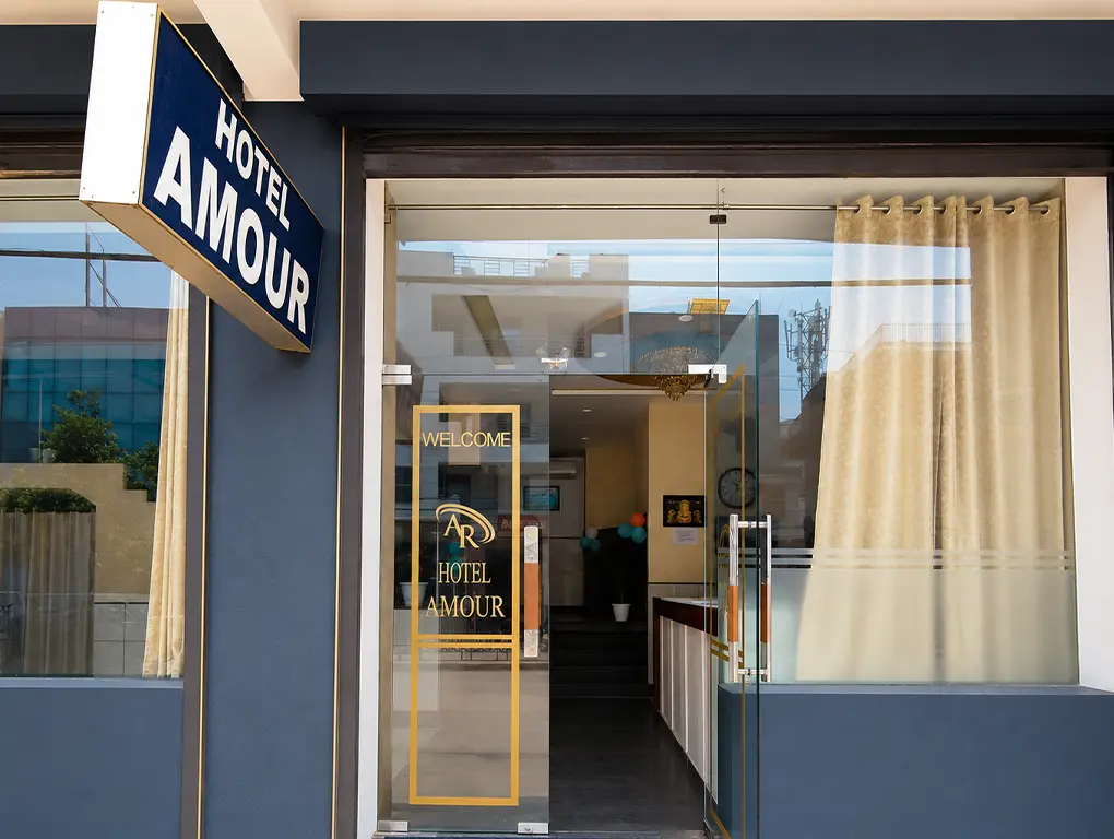 Hotel Amour interior - comfortable rooms near IGI Airport Mahipalpur